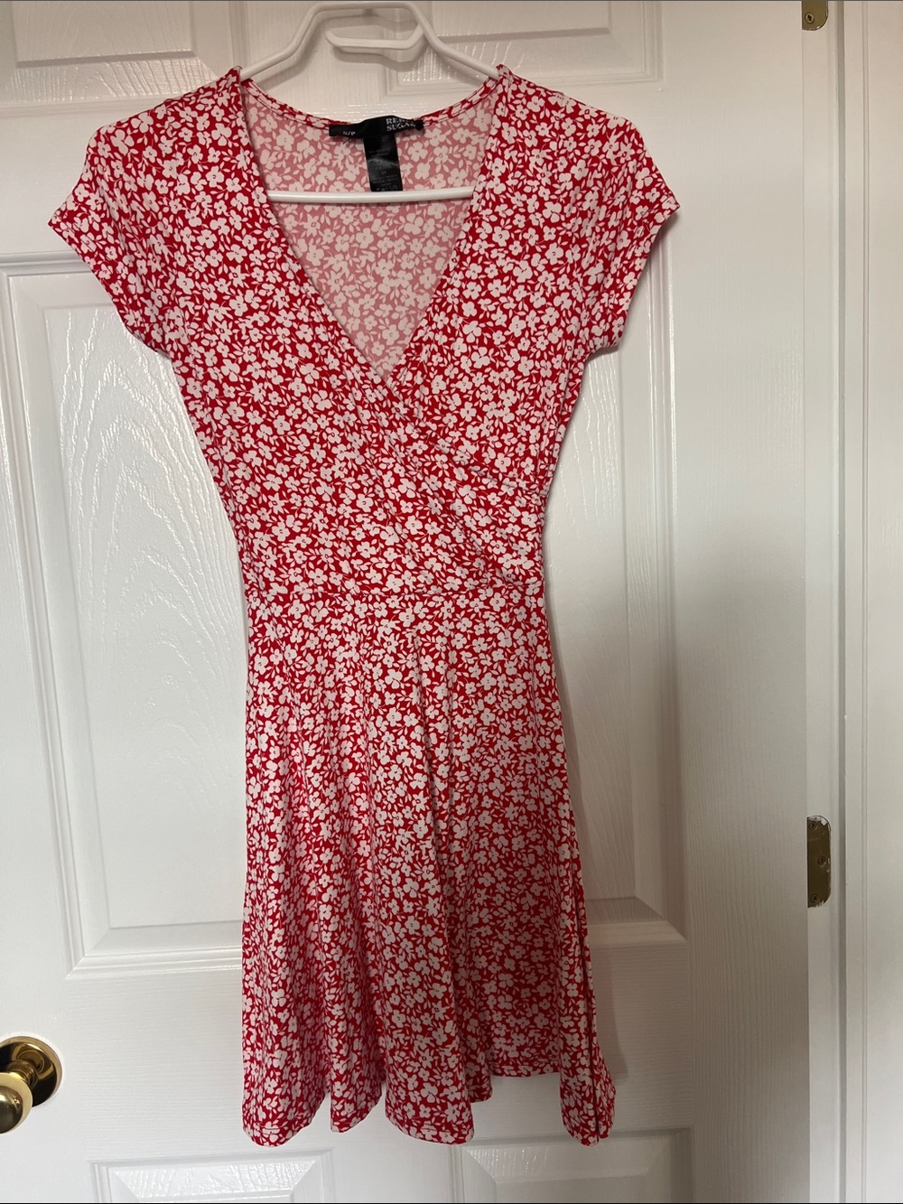 Forever 21 Red and White Floral Wrap-Style Mini Dress